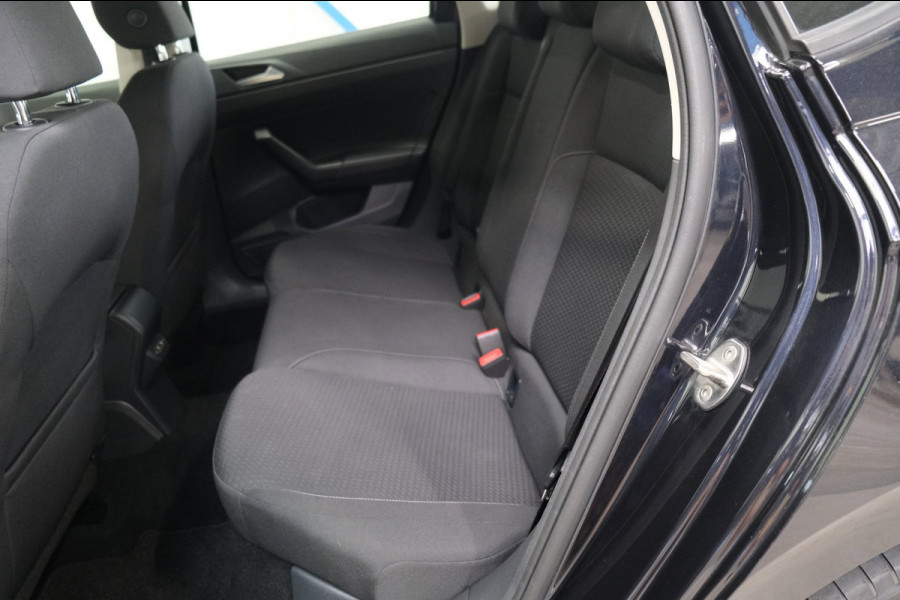 Volkswagen Polo 1.0 Comfortline - N.A.P. Airco, Cruise, Carplay, Trekhaak.
