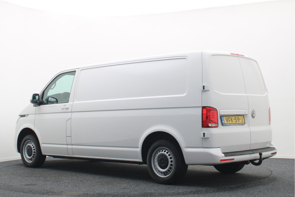 Volkswagen Transporter 2.0 TDI L2H1 28 DSG Apple Carplay, Trekhaak, Cruise, Airco, DAB