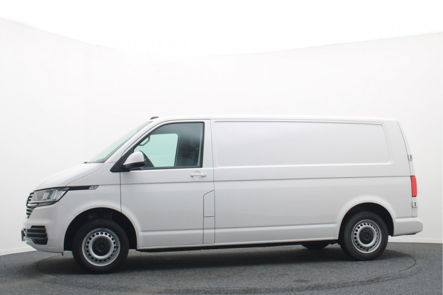 Volkswagen Transporter 2.0 TDI L2H1 28 DSG Apple Carplay, Trekhaak, Cruise, Airco, DAB