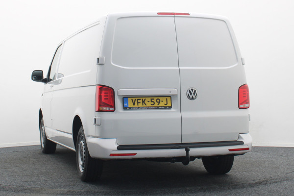 Volkswagen Transporter 2.0 TDI L2H1 28 DSG Apple Carplay, Trekhaak, Cruise, Airco, DAB