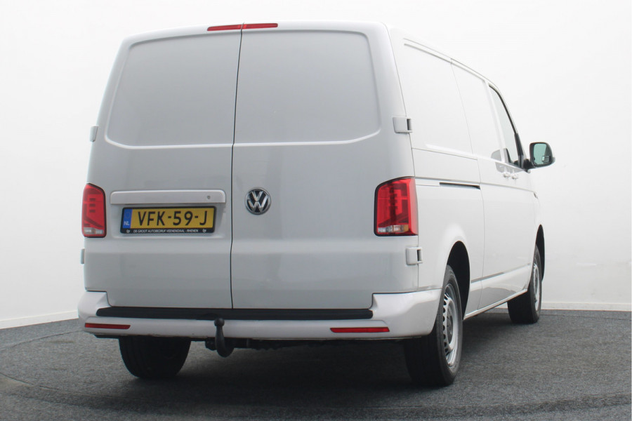 Volkswagen Transporter 2.0 TDI L2H1 28 DSG Apple Carplay, Trekhaak, Cruise, Airco, DAB