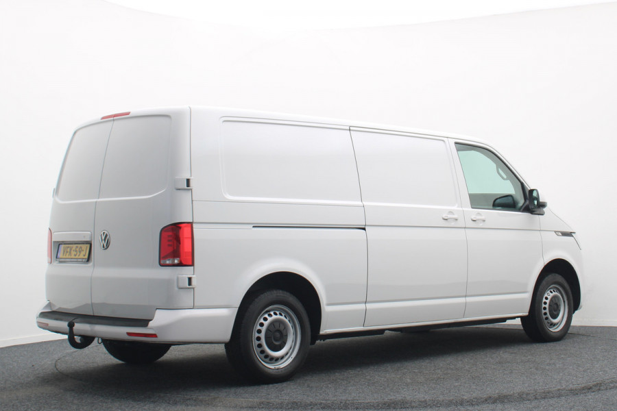 Volkswagen Transporter 2.0 TDI L2H1 28 DSG Apple Carplay, Trekhaak, Cruise, Airco, DAB