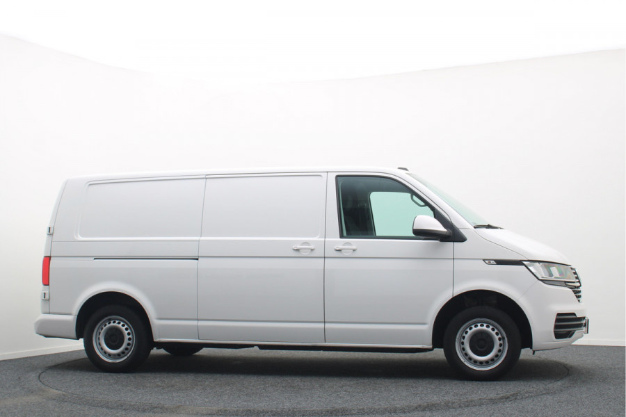 Volkswagen Transporter 2.0 TDI L2H1 28 DSG Apple Carplay, Trekhaak, Cruise, Airco, DAB