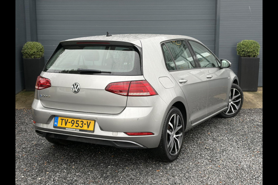 Volkswagen e-Golf e-Golf SOH 88.21% l 2e Eigenaar l Carplay l Navi l Stoelverw l Clima l Cruise l Lmv l Pdc V+A l N.A.P l Nieuwe Apk bij Aflevering
