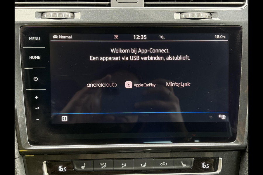 Volkswagen e-Golf e-Golf SOH 88.21% l 2e Eigenaar l Carplay l Navi l Stoelverw l Clima l Cruise l Lmv l Pdc V+A l N.A.P l Nieuwe Apk bij Aflevering