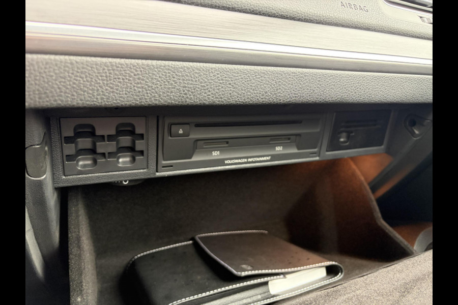 Volkswagen e-Golf e-Golf SOH 88.21% l 2e Eigenaar l Carplay l Navi l Stoelverw l Clima l Cruise l Lmv l Pdc V+A l N.A.P l Nieuwe Apk bij Aflevering