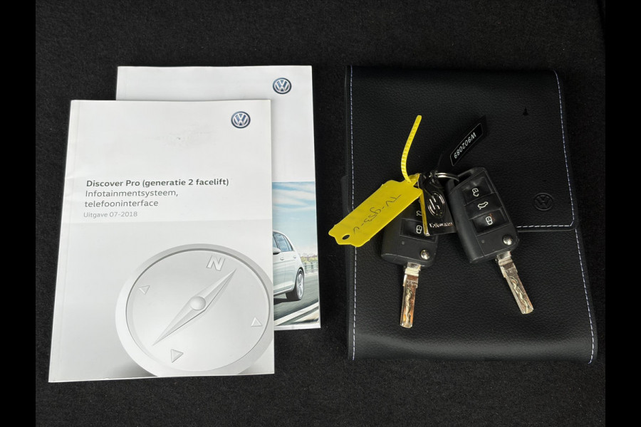 Volkswagen e-Golf e-Golf SOH 88.21% l 2e Eigenaar l Carplay l Navi l Stoelverw l Clima l Cruise l Lmv l Pdc V+A l N.A.P l Nieuwe Apk bij Aflevering