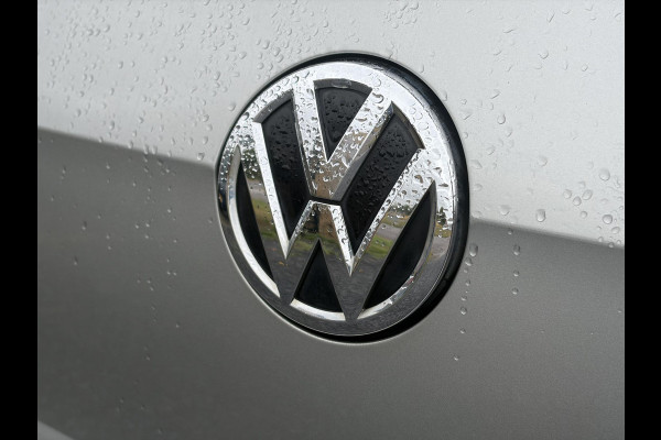 Volkswagen e-Golf e-Golf SOH 88.21% l 2e Eigenaar l Carplay l Navi l Stoelverw l Clima l Cruise l Lmv l Pdc V+A l N.A.P l Nieuwe Apk bij Aflevering