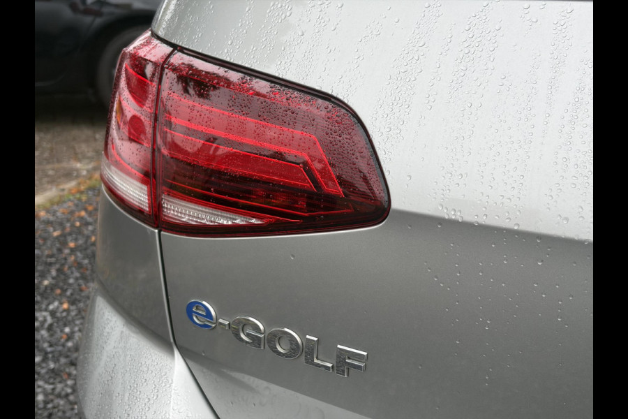 Volkswagen e-Golf e-Golf SOH 88.21% l 2e Eigenaar l Carplay l Navi l Stoelverw l Clima l Cruise l Lmv l Pdc V+A l N.A.P l Nieuwe Apk bij Aflevering
