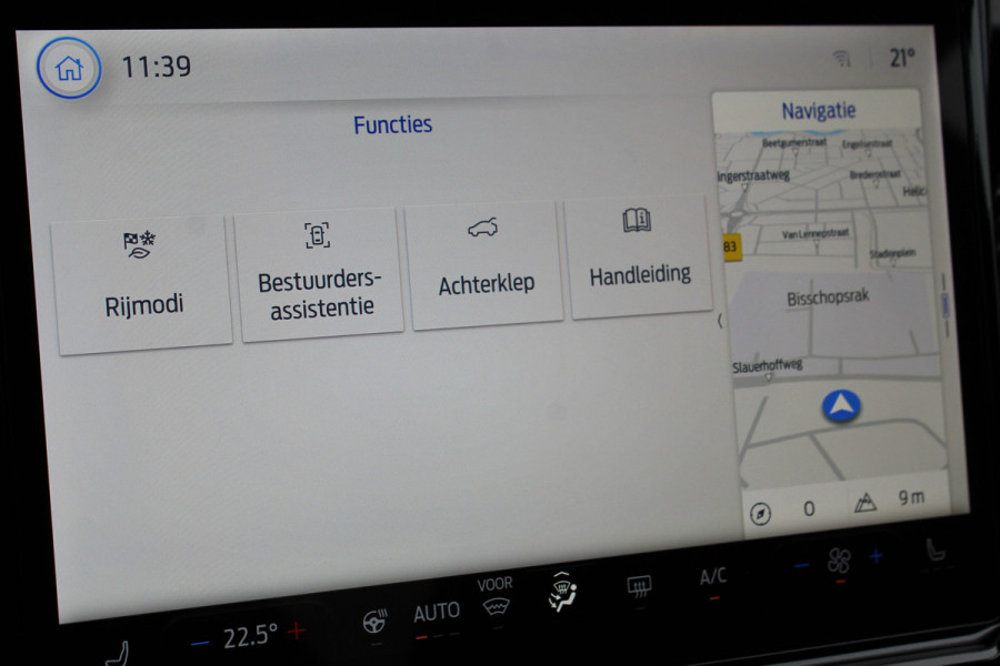 Ford Puma 1.0-125pk EcoBoost Mild-Hybrid ST-Line X. Fabrieksgarantie t/m 03-12-2029 ! Slechts 3.000km ! Autm. airco, cruise control, navigatie, telefoonvoorb., stoel-, stuur- en voorraamverwarming, bestuurdersassistent pakket etc.