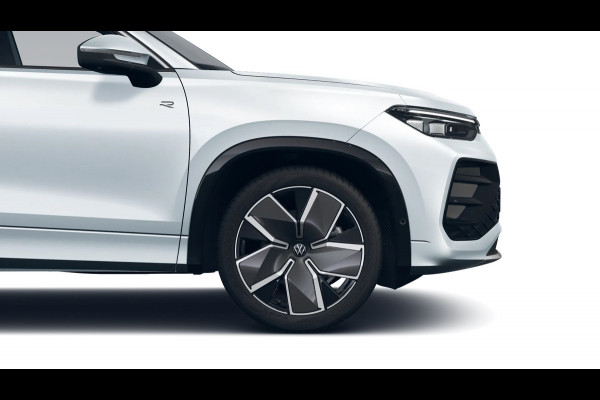 Volkswagen Tayron 1.5 eHybrid 272PK DSG R-LINE SPORT HARMAN-KARDON/360° CAMERA/TREKHAAK