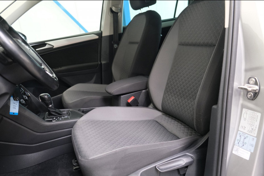 Volkswagen Tiguan 1.4 TSI ACT Comfortline Business Automaat - N.A.P. Airco, Cruise, Navi, PDC, Trekhaak.