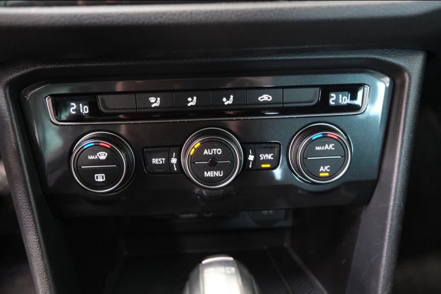Volkswagen Tiguan 1.4 TSI ACT Comfortline Business Automaat - N.A.P. Airco, Cruise, Navi, PDC, Trekhaak.