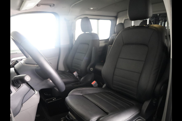 Volkswagen E-Transporter 32 L2H1 Bulli 64 kWh | Vol!! | Dubbel Cabine | Leer | Trekhaak |