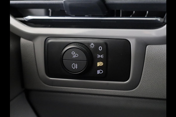 Volkswagen E-Transporter 32 L2H1 Bulli 64 kWh | Vol!! | Dubbel Cabine | Leer | Trekhaak |