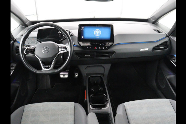 Volkswagen ID.3 First 58 kWh | SOH 92,5% | Stuur/stoel verwarming | Cruise control | Carplay | Navigatie | Sfeerverlichting | Park assist | EV