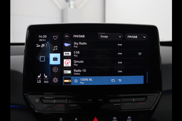 Volkswagen ID.3 First 58 kWh | SOH 92,5% | Stuur/stoel verwarming | Cruise control | Carplay | Navigatie | Sfeerverlichting | Park assist | EV