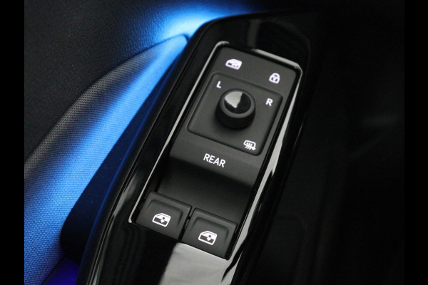 Volkswagen ID.3 First 58 kWh | SOH 92,5% | Stuur/stoel verwarming | Cruise control | Carplay | Navigatie | Sfeerverlichting | Park assist | EV