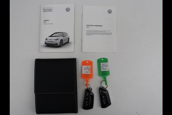 Volkswagen ID.3 First 58 kWh | SOH 92,5% | Stuur/stoel verwarming | Cruise control | Carplay | Navigatie | Sfeerverlichting | Park assist | EV