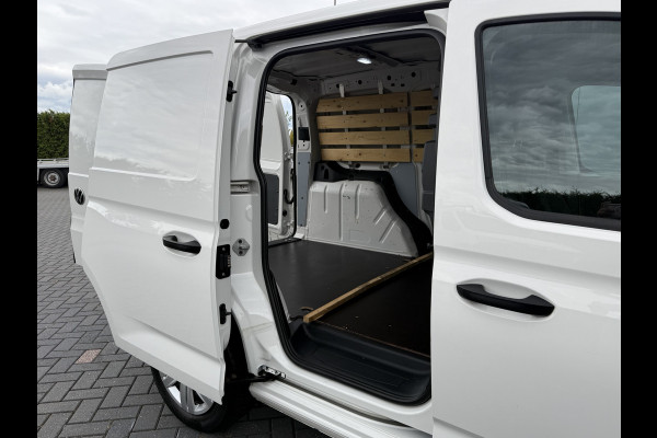 Volkswagen Caddy Cargo 2.0 TDI 123 PK / AUTOMAAT / 1e EIG. / L1H1 / NAVI / CRUISE / CARPLAY / AIRCO