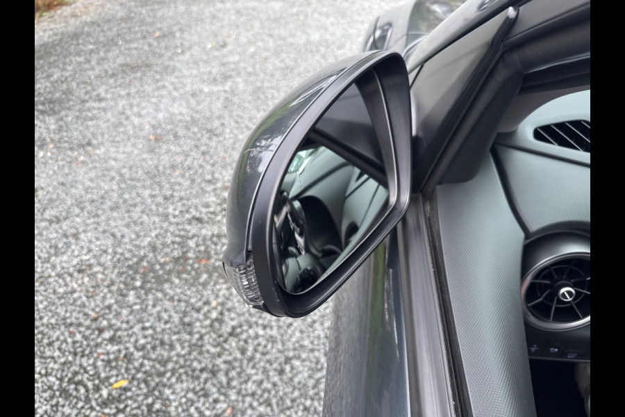 Hyundai Kona 1.6 GDI HYBRID TECHNO DCT CAMERA/NAVI/TREKHAAK