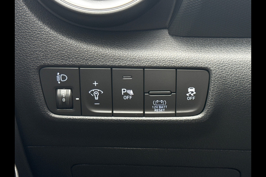 Hyundai Kona 1.6 GDI HYBRID TECHNO DCT CAMERA/NAVI/TREKHAAK