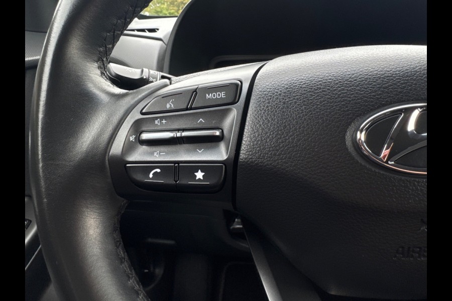 Hyundai Kona 1.6 GDI HYBRID TECHNO DCT CAMERA/NAVI/TREKHAAK