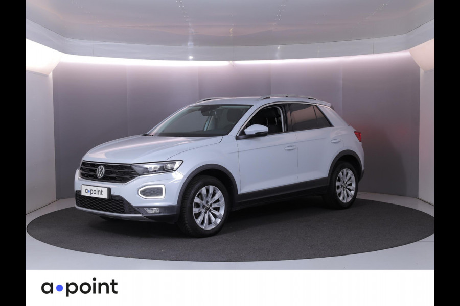 Volkswagen T-Roc 1.5 TSI Style Business 150 pk | Navigatie | Trekhaak (afneembaar) | Parkeersensoren | LED koplampen | Adaptieve cruise control |