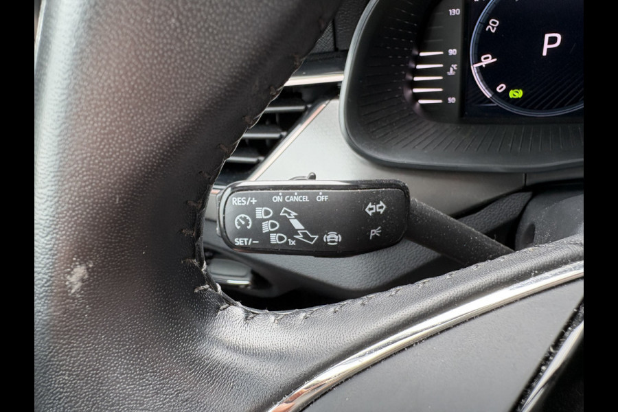 Škoda Kamiq 1.0 TSi DSG 110pk Business Edition NAVI/CARPLAY/VIRTUAL/CLIMA/CRUISE/PDC/STOELVERWARMING