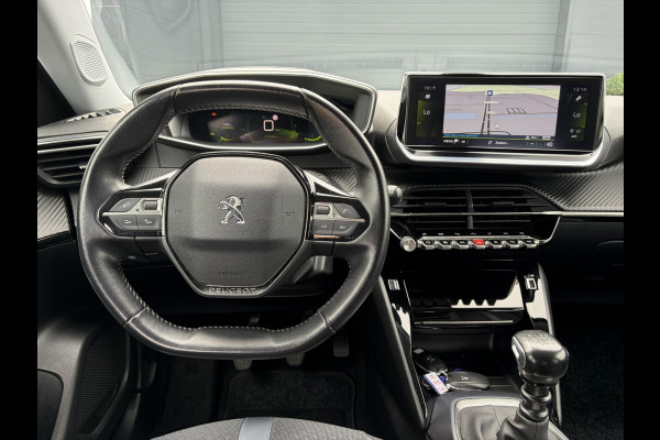 Peugeot 2008 1.2 PureTech Allure 2e Eigenaar l D-riem vv in 08/2024 l Camera360° l Draadloze telefoonlader l 131pk l Carplay l Navi l 6 Bak l Clima l Cruise l Halfleder l Keylss l 17'' Lmv l Pdc l N.A.P l Nieuwe Apk bij Aflevering