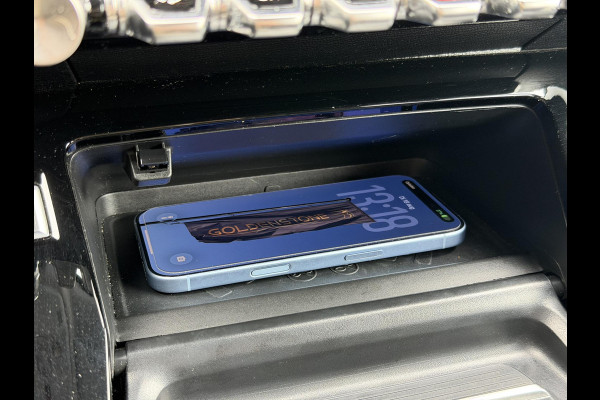 Peugeot 2008 1.2 PureTech Allure 2e Eigenaar l D-riem vv in 08/2024 l Camera360° l Draadloze telefoonlader l 131pk l Carplay l Navi l 6 Bak l Clima l Cruise l Halfleder l Keylss l 17'' Lmv l Pdc l N.A.P l Nieuwe Apk bij Aflevering