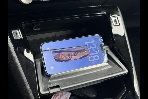 Peugeot 2008 1.2 PureTech Allure 2e Eigenaar l D-riem vv in 08/2024 l Camera360° l Draadloze telefoonlader l 131pk l Carplay l Navi l 6 Bak l Clima l Cruise l Halfleder l Keylss l 17'' Lmv l Pdc l N.A.P l Nieuwe Apk bij Aflevering