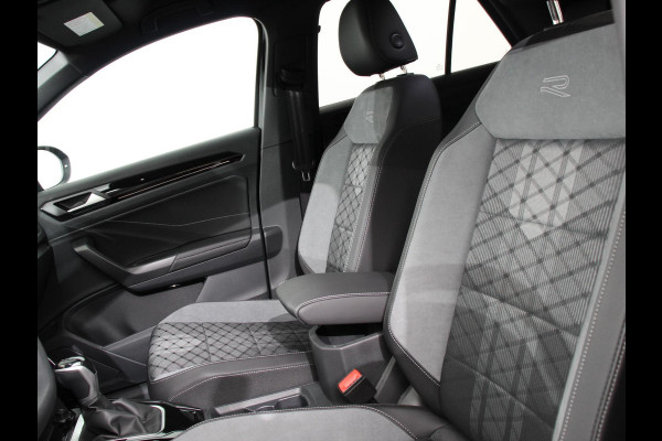 Volkswagen T-Roc 1.5 eTsi R-Line Edition Automaat Camera Navigatie Apple Carplay/Android Auto Climate control Lichtmetalen Velgen Extra Getint Glas Lichtmetalen Velgen Voorstoelen verwarmbaar