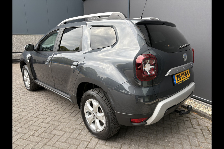 Dacia Duster 1.2 TCe Comfort Achteruitrijcamera - Airco - Navigatie - Trekhaak - Cruise control - Dakrails - Radio - Mistlampen voor - Start/stop systeem - Led verlichting - Elektrische ramen - Stuur multifunctioneel - Centrale vergrendeling met afstandsbediening - Bluetooth