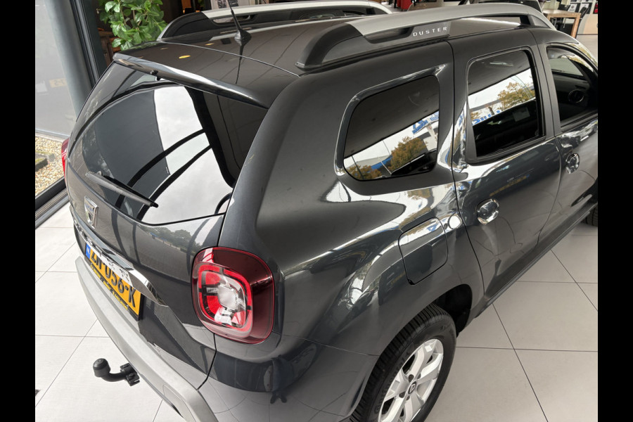 Dacia Duster 1.2 TCe Comfort Achteruitrijcamera - Airco - Navigatie - Trekhaak - Cruise control - Dakrails - Radio - Mistlampen voor - Start/stop systeem - Led verlichting - Elektrische ramen - Stuur multifunctioneel - Centrale vergrendeling met afstandsbediening - Bluetooth