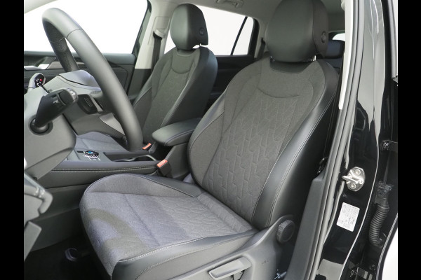 Volkswagen Tayron 1.5 eHybrid | 5 Jaar Garantie | Trekhaak | Harman/Kardon | Camera | Sfeerlicht | Dodehoek | Adaptive Cruise