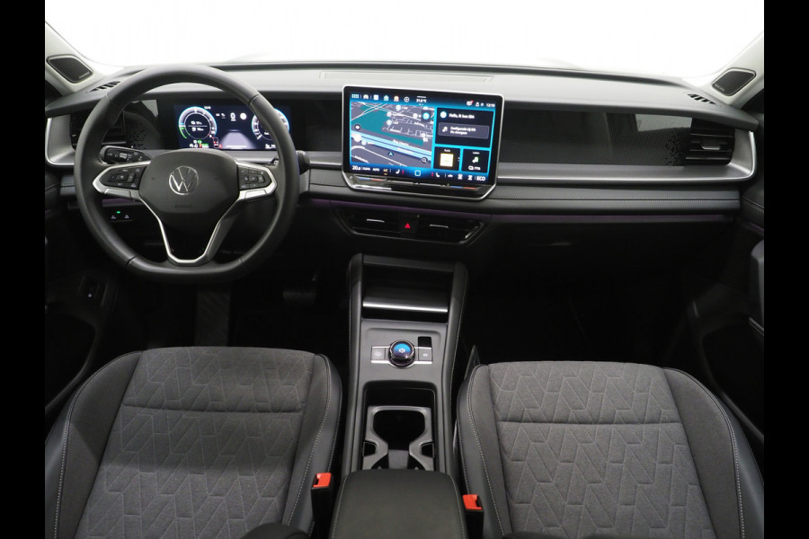 Volkswagen Tayron 1.5 eHybrid | 5 Jaar Garantie | Trekhaak | Harman/Kardon | Camera | Sfeerlicht | Dodehoek | Adaptive Cruise
