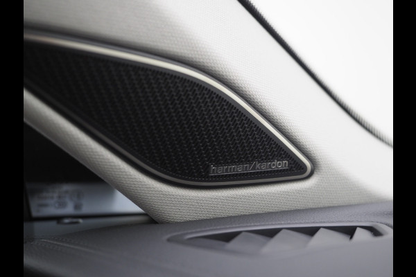 Volkswagen Tayron 1.5 eHybrid | 5 Jaar Garantie | Trekhaak | Harman/Kardon | Camera | Sfeerlicht | Dodehoek | Adaptive Cruise