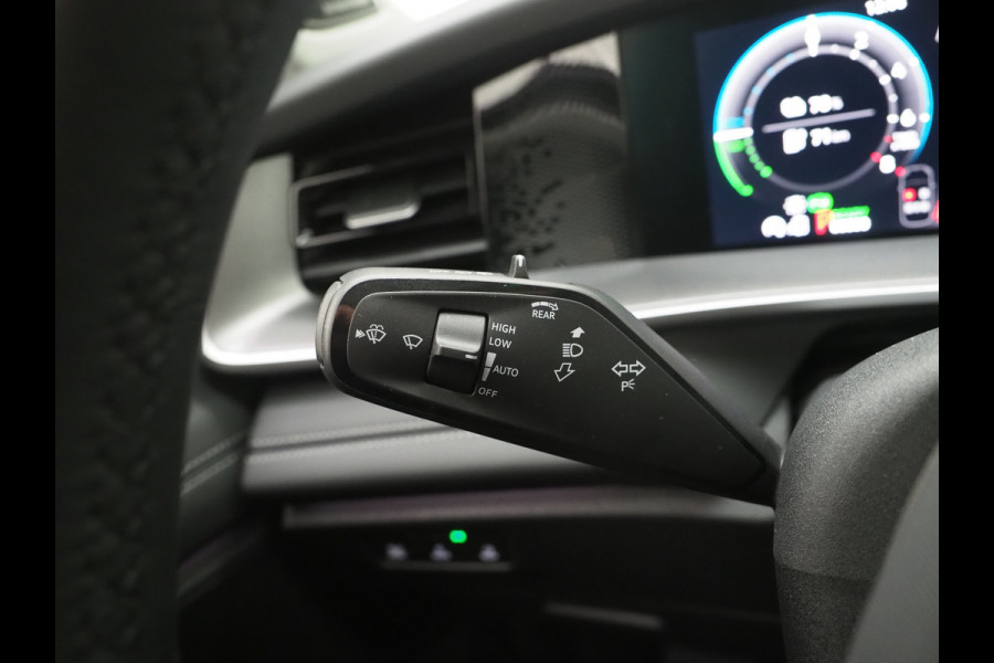 Volkswagen Tayron 1.5 eHybrid | 5 Jaar Garantie | Trekhaak | Harman/Kardon | Camera | Sfeerlicht | Dodehoek | Adaptive Cruise