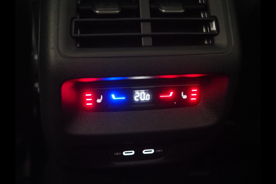 Volkswagen Tayron 1.5 eHybrid | 5 Jaar Garantie | Trekhaak | Harman/Kardon | Camera | Sfeerlicht | Dodehoek | Adaptive Cruise