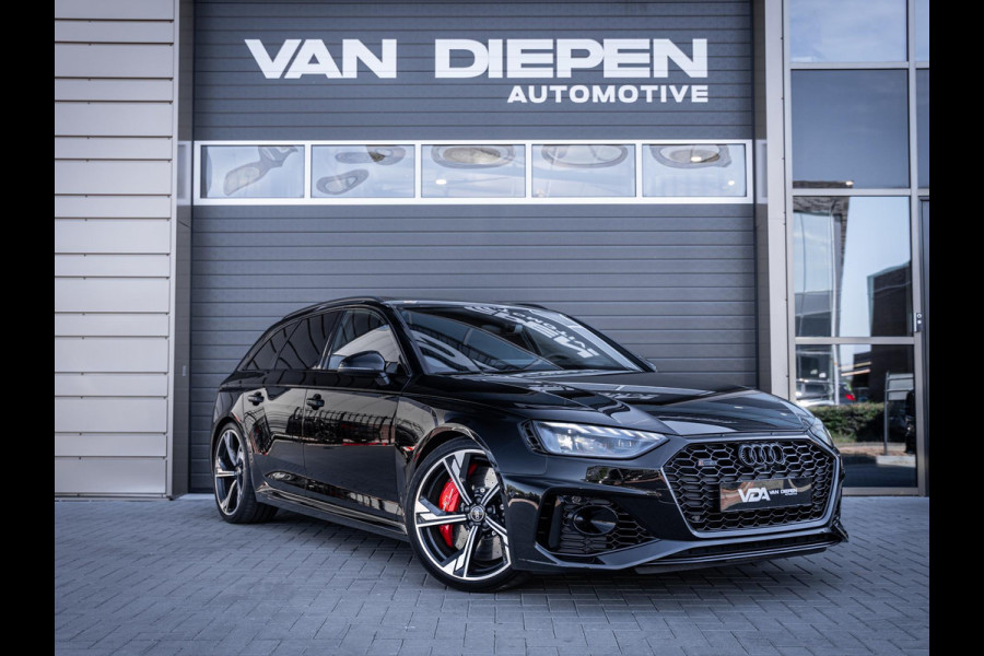 Audi RS4 Avant 2.9 TFSI quattro competition plus - Dynamic + l Ceramic l RDC l Pano l HUD