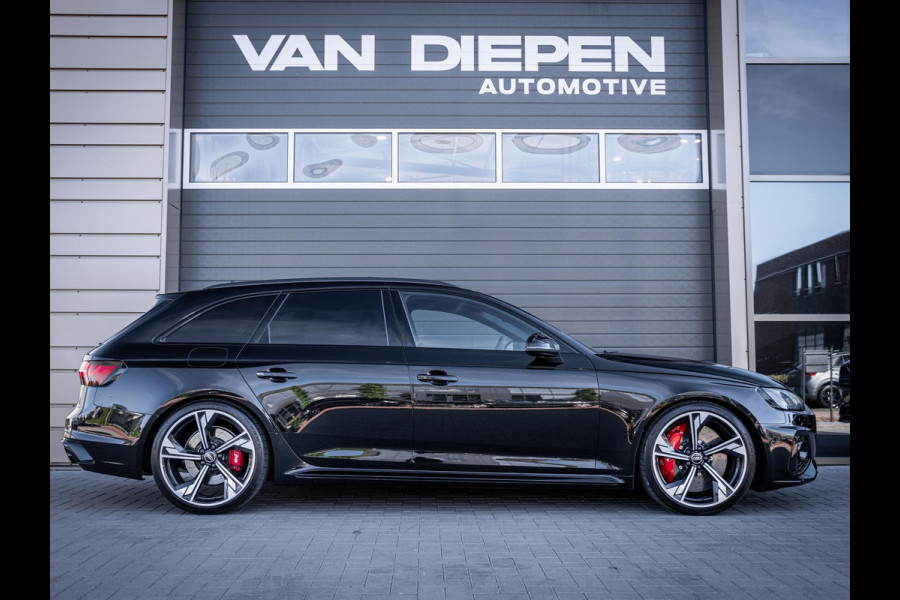 Audi RS4 Avant 2.9 TFSI quattro competition plus - Dynamic + l Ceramic l RDC l Pano l HUD