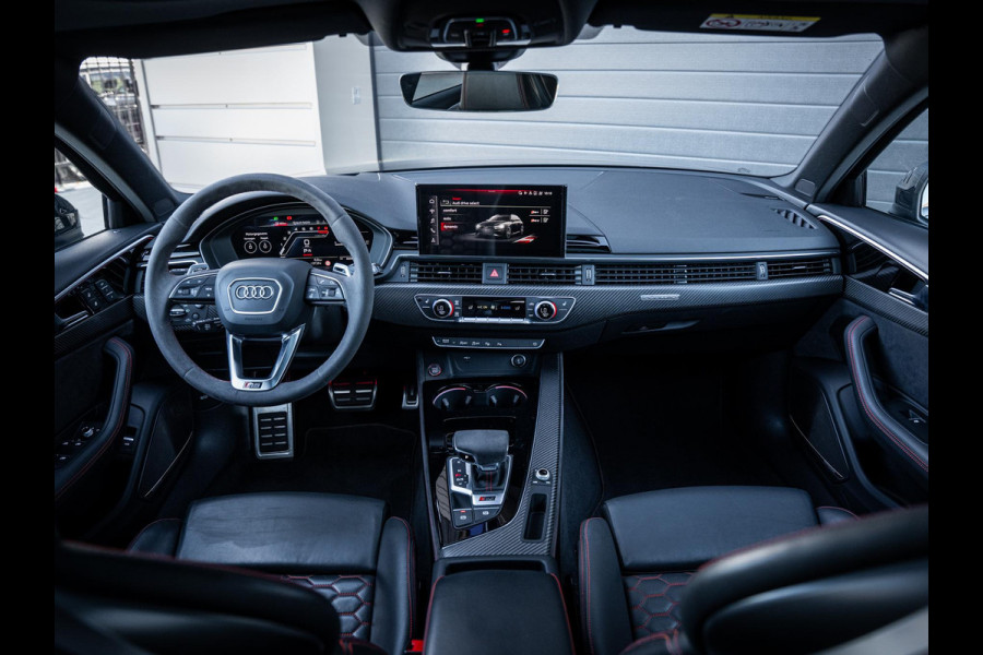 Audi RS4 Avant 2.9 TFSI quattro competition plus - Dynamic + l Ceramic l RDC l Pano l HUD