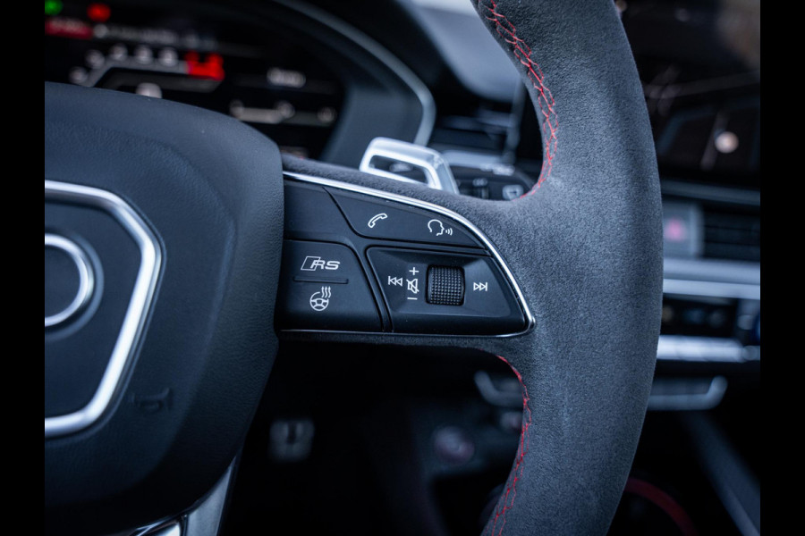 Audi RS4 Avant 2.9 TFSI quattro competition plus - Dynamic + l Ceramic l RDC l Pano l HUD