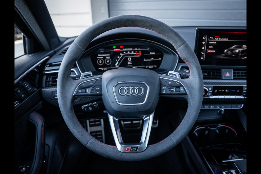Audi RS4 Avant 2.9 TFSI quattro competition plus - Dynamic + l Ceramic l RDC l Pano l HUD