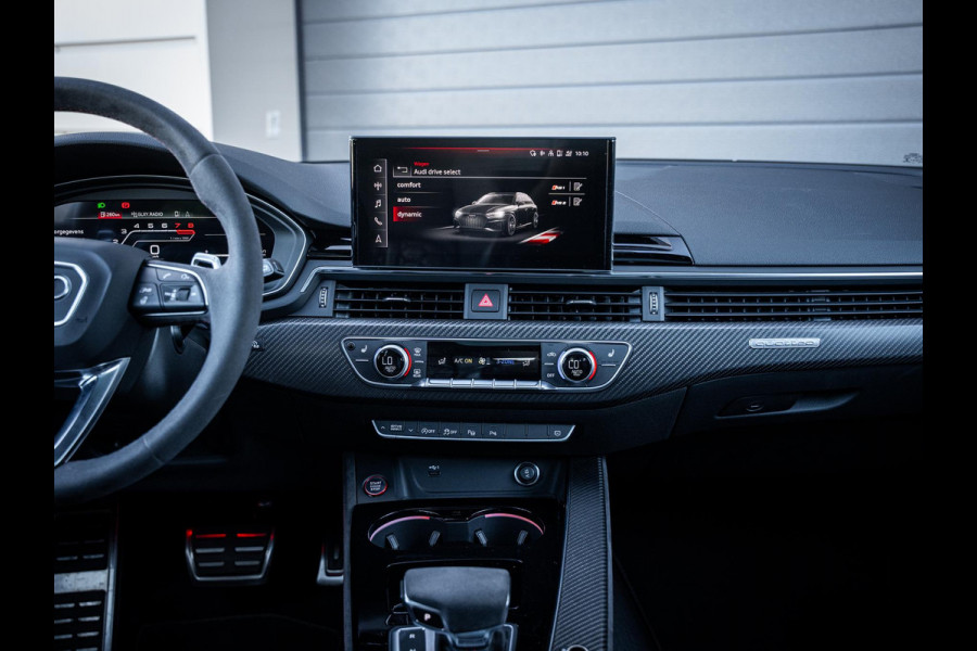 Audi RS4 Avant 2.9 TFSI quattro competition plus - Dynamic + l Ceramic l RDC l Pano l HUD