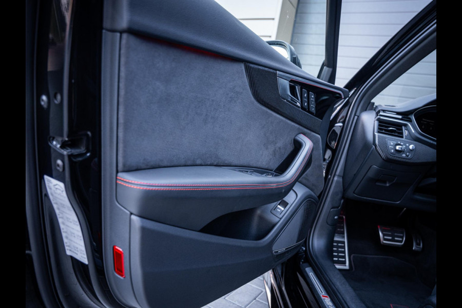 Audi RS4 Avant 2.9 TFSI quattro competition plus - Dynamic + l Ceramic l RDC l Pano l HUD