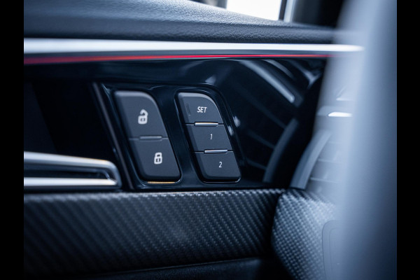 Audi RS4 Avant 2.9 TFSI quattro competition plus - Dynamic + l Ceramic l RDC l Pano l HUD