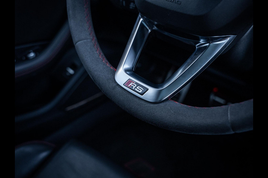 Audi RS4 Avant 2.9 TFSI quattro competition plus - Dynamic + l Ceramic l RDC l Pano l HUD