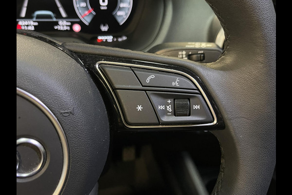 Audi Q2 35 TFSI S Edition 17"/Matrix LED/Camera/Adaptieve cruise/Keyless/PDC v+a/Stoelverwarming/Apple Carplay & Android Auto